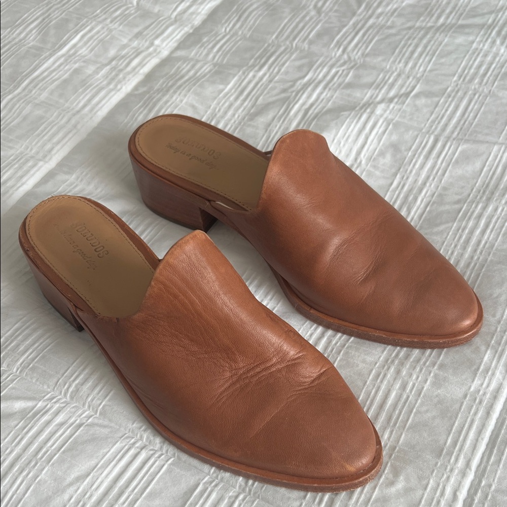 Soludos Brown Leather Flats